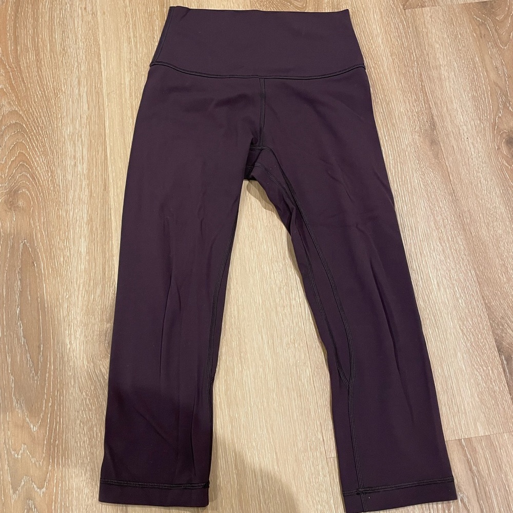 Lululemon align high rise crop 21’